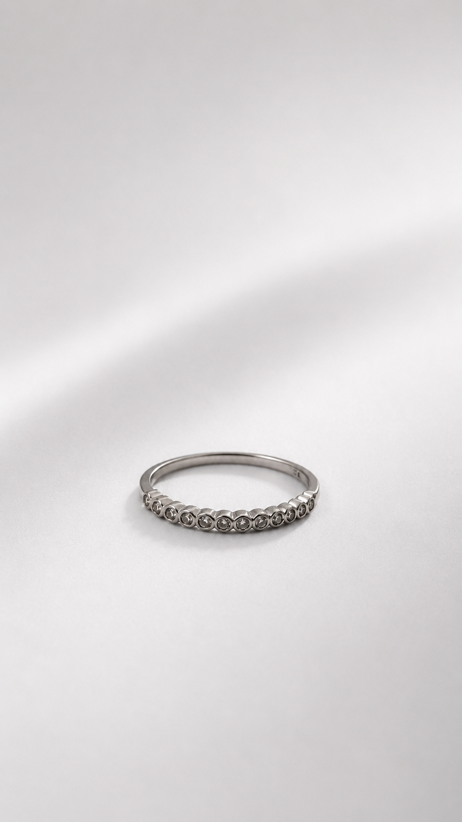 Anillo Shine Line