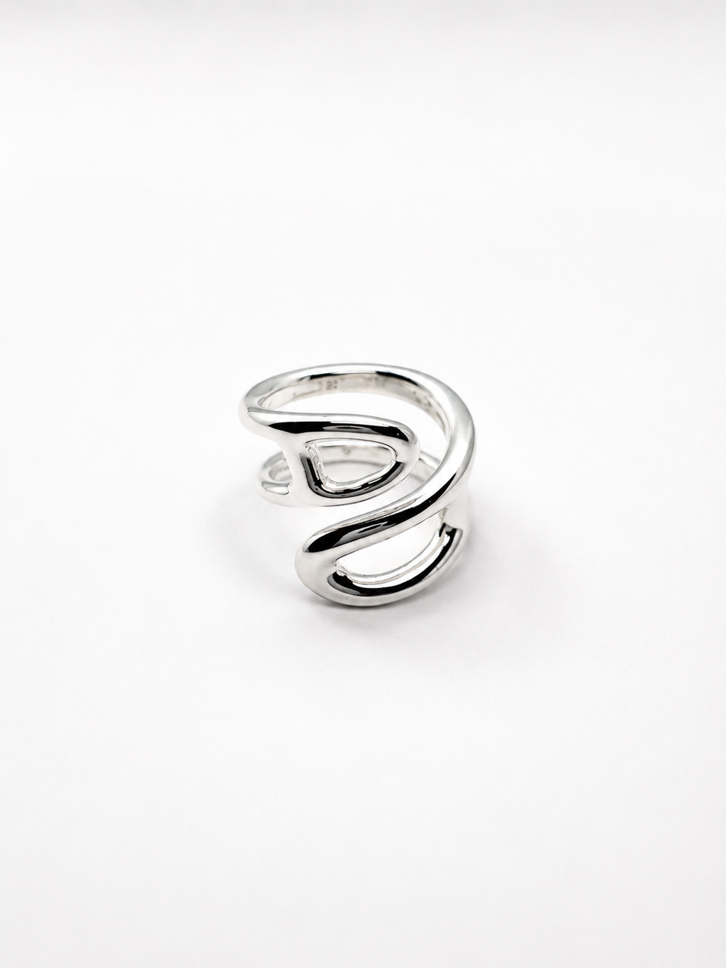 Anillo Daro