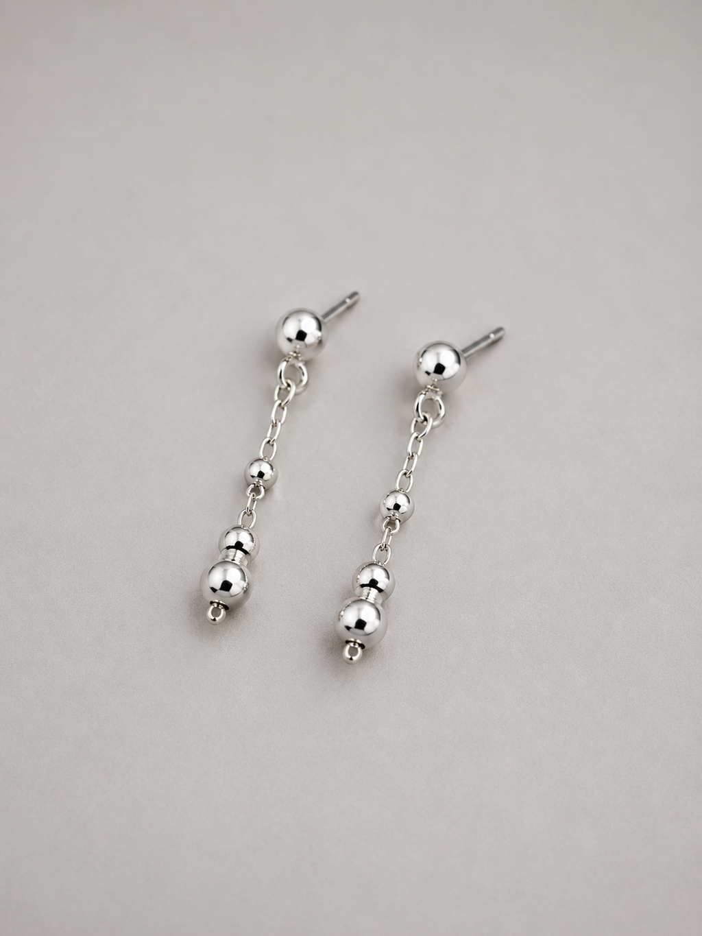 Aretes Nova