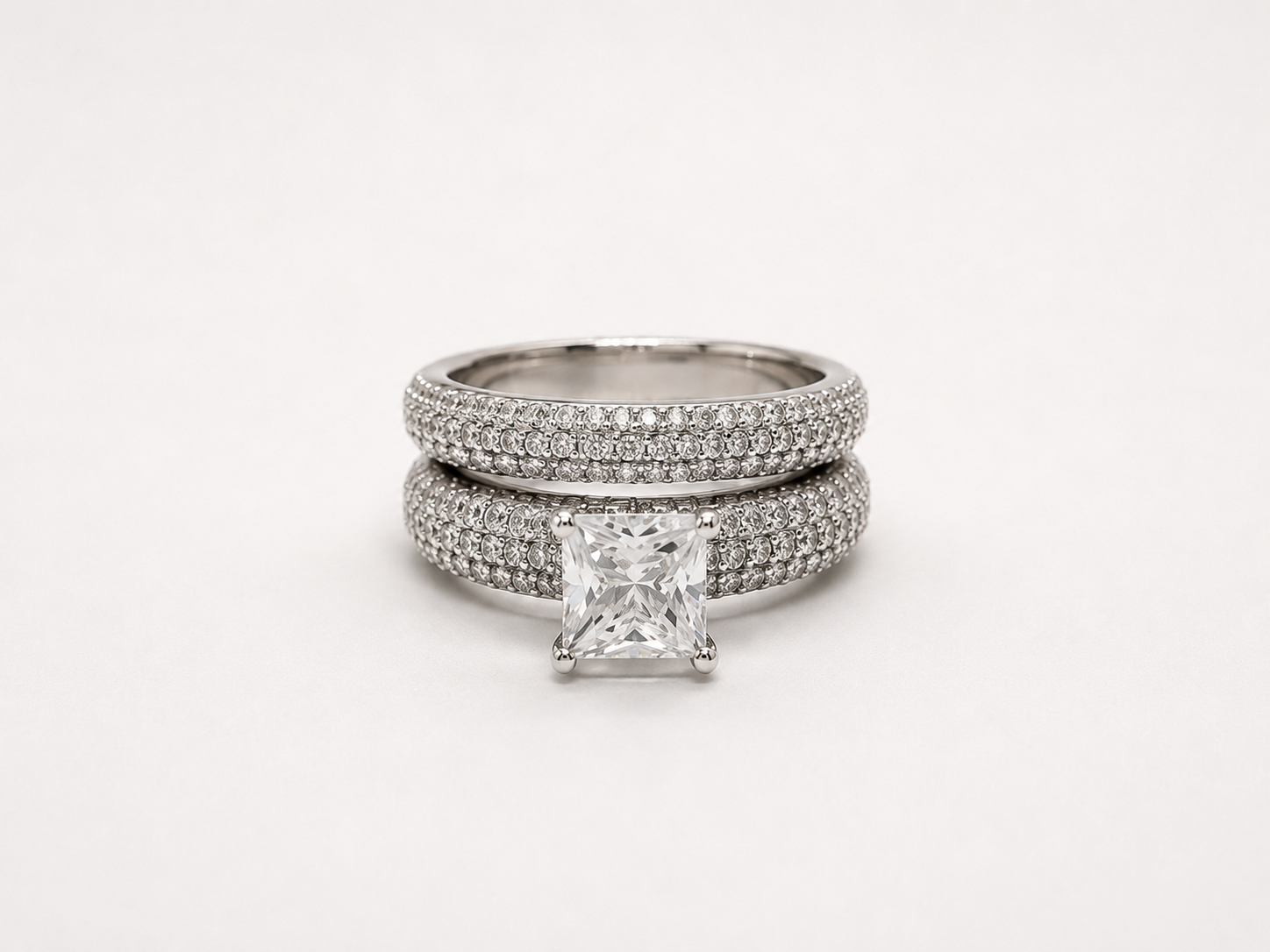 Anillo Reina